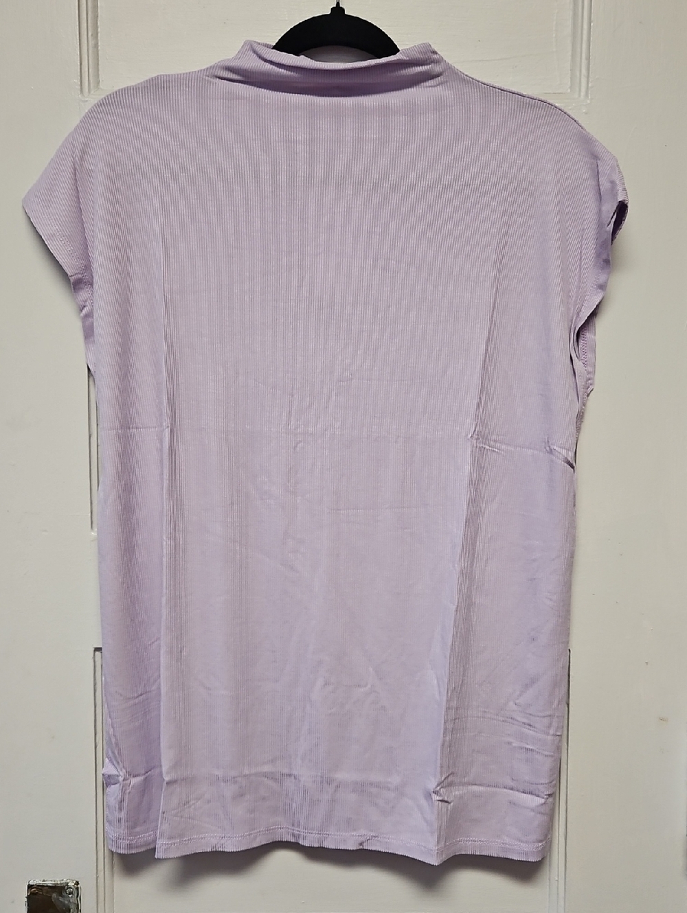 Women's Lilac Ribbed Mock-Neck Sleeveless Top